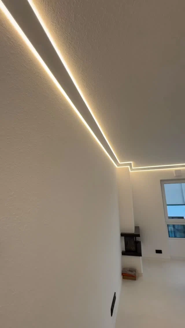 Präzision, Effizienz und Design – vereint in moderner LED-Technik.
Unsere indirekte Beleuchtung sorgt nicht nur für Atmosphäre, sondern auch für energieeffiziente Steuerung über smarte Systeme.
Main Elektro – wo Technik sichtbar Zukunft baut. ⚡#mainelektro #dietmarbücher #lichttechnik #elektroinstallation #smartlighting #ledbeleuchtung #energieeffizienz #innovation #handwerkmitzukunft #innenarchitektur #buildingthefuture #elektromeister #frankfurt #smartbuilding #luxusausbau